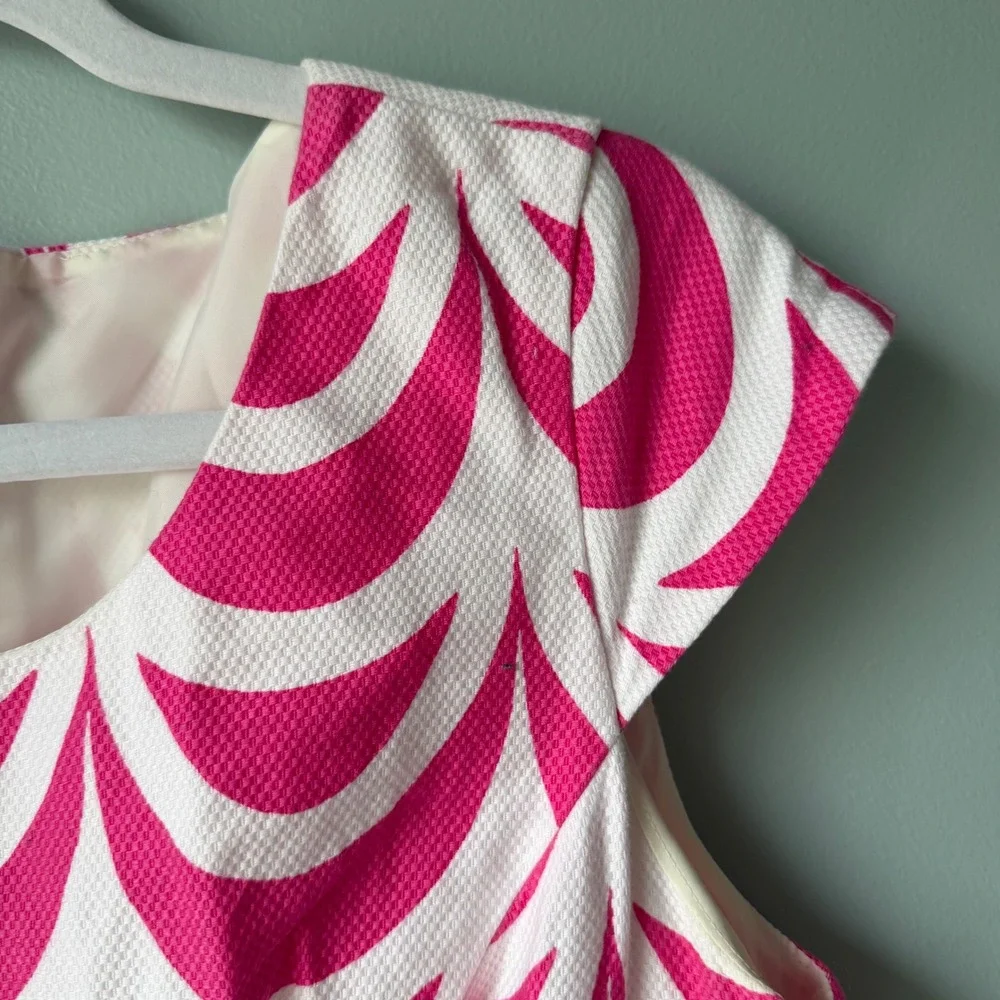 Talbots Dress Pink White Floral Geo Print Cap Sleeve Pleated Skirt Cotton Size 8